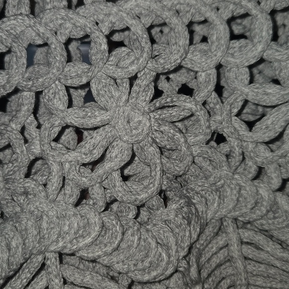 POL Gray Crochet Crop Tank with Scoop Neck - Picture 5 of 7